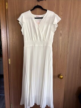 Women’s Cream Pleated Maxi Dress with Ruffle Sleeves
